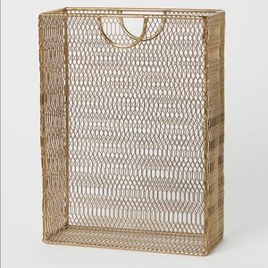GOLD METAL MAGAZINE RACK